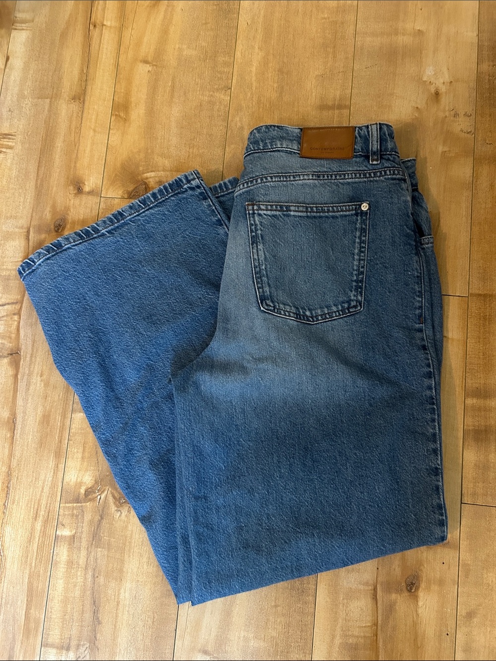 Simons Contemporaine Vision Wide Leg High Rise Jeans - Size 32